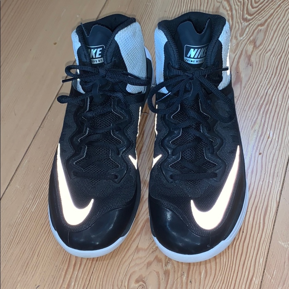 Nike basketball shoes